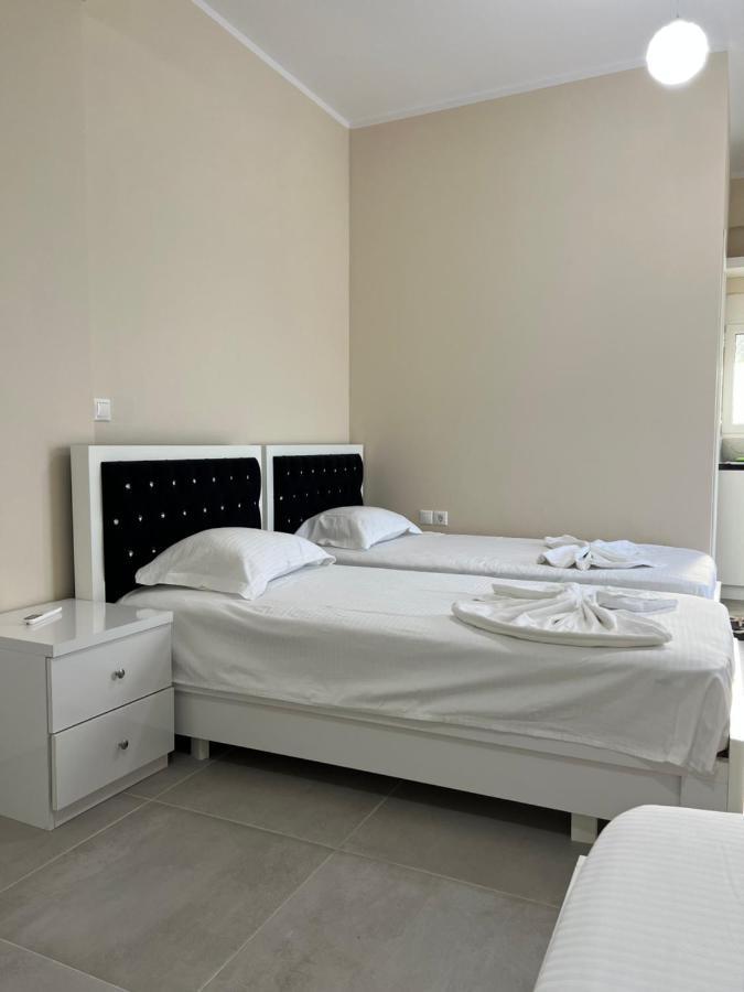 Harmony Apartments ซารานเดอ ภายนอก รูปภาพ