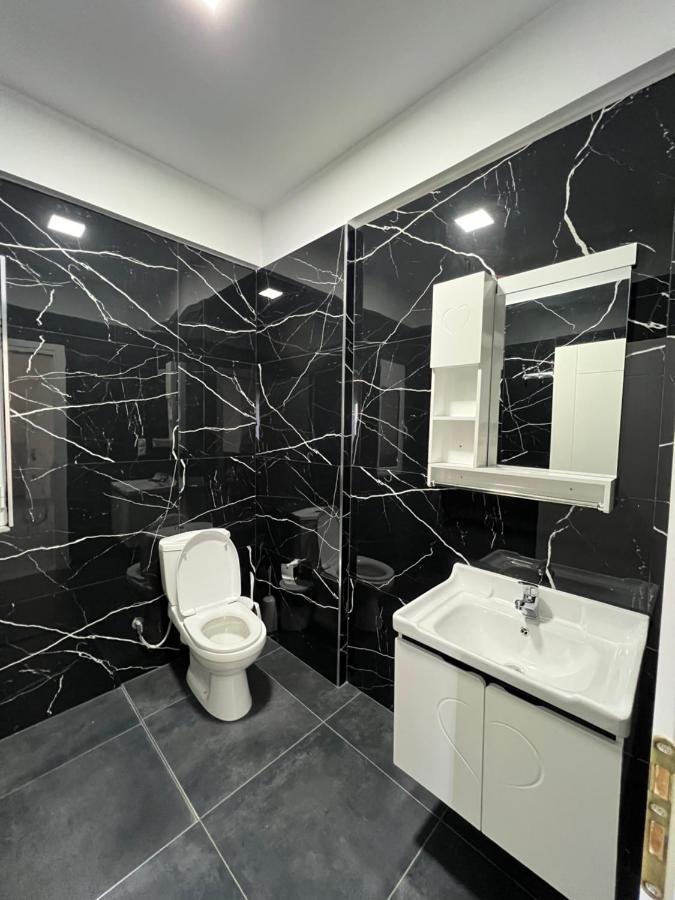 Harmony Apartments ซารานเดอ ภายนอก รูปภาพ