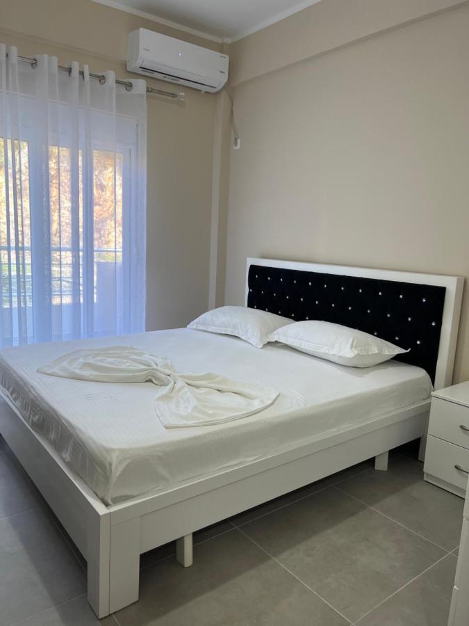 Harmony Apartments ซารานเดอ ภายนอก รูปภาพ